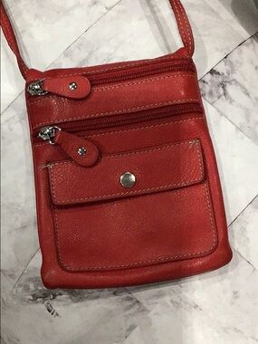 roots phone bag